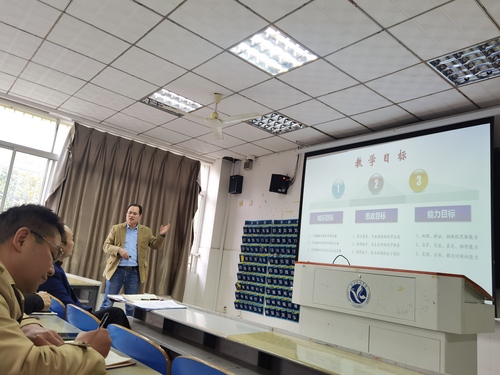 与学院老师分享经验 与学院老师分享经验